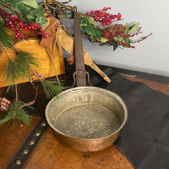 . Antique Primitive Copper Pan